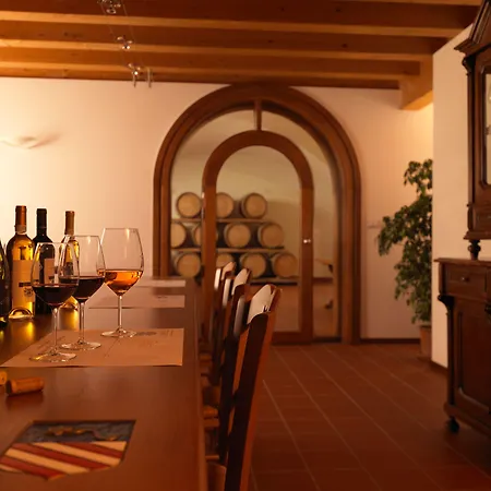 I Comelli Lantgård Nimis