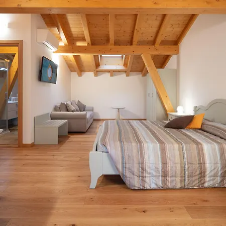 I Comelli Farmház Nimis