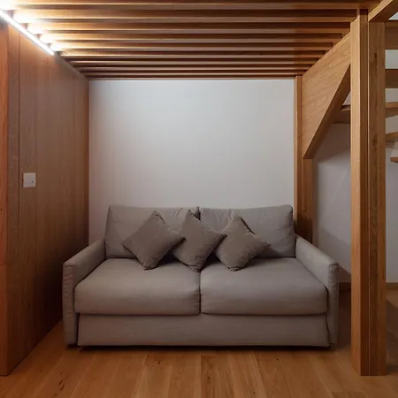 Lantgård I Comelli Nimis